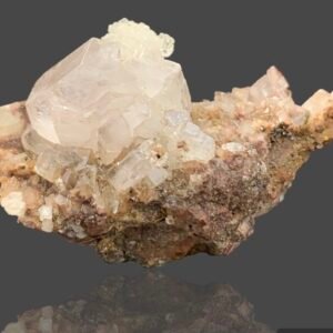 Pink apatite combined with siderite from Pakistan